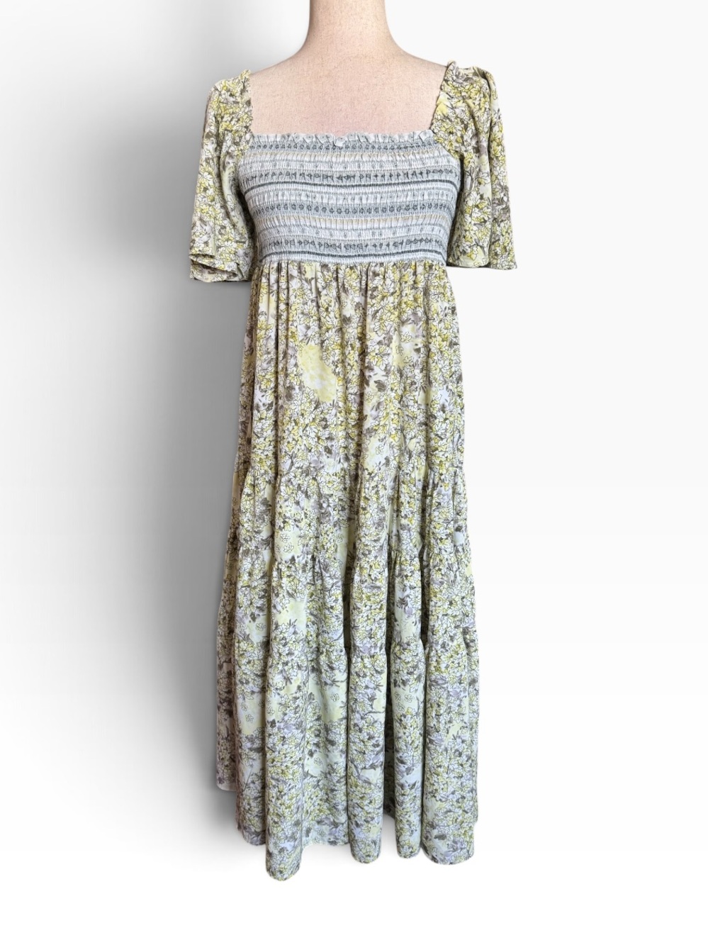 DAVI & DANI Smocked Bodice Floral Maxi Dress in Yellow and Gray